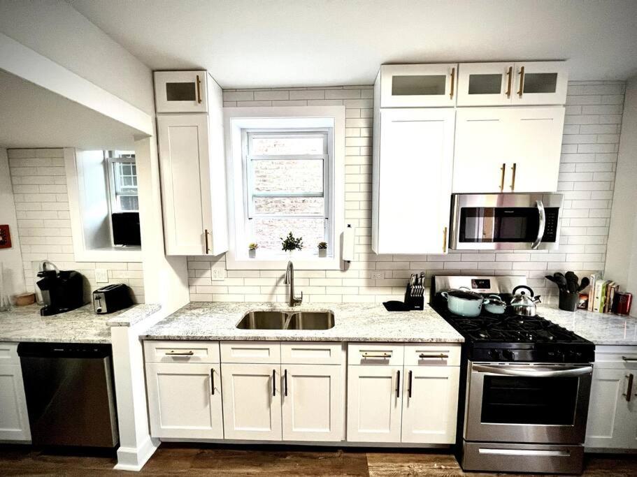 Modern Vintage 2Br Walkable To Dining & Lakefront Daire Chicago Dış mekan fotoğraf