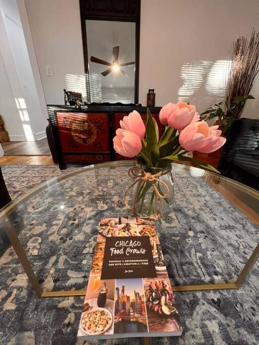 Modern Vintage 2Br Walkable To Dining & Lakefront Daire Chicago Dış mekan fotoğraf